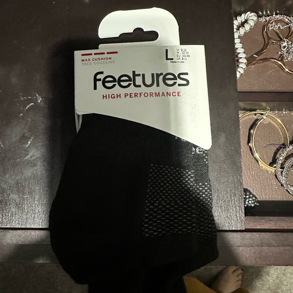 - Feetures Sock
